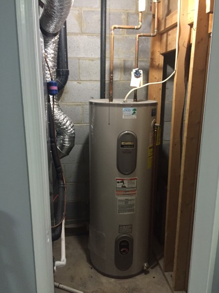 Hot water heater.JPG